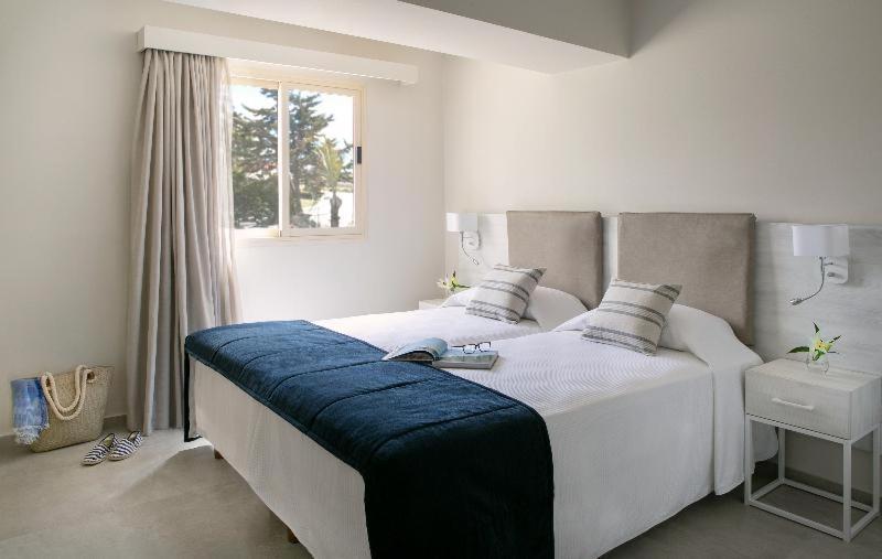 Hotel Louis Paphos Breeze Klorakas Habitación foto